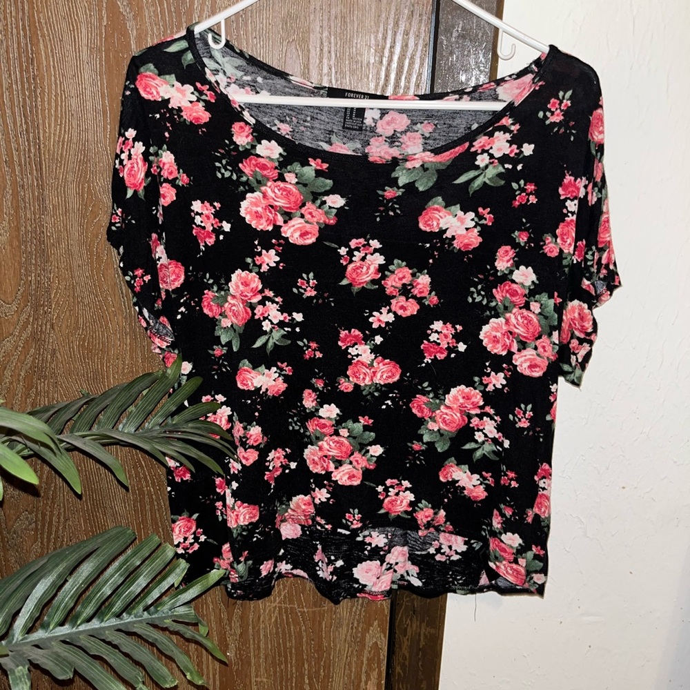 Forever 21 floral crop top